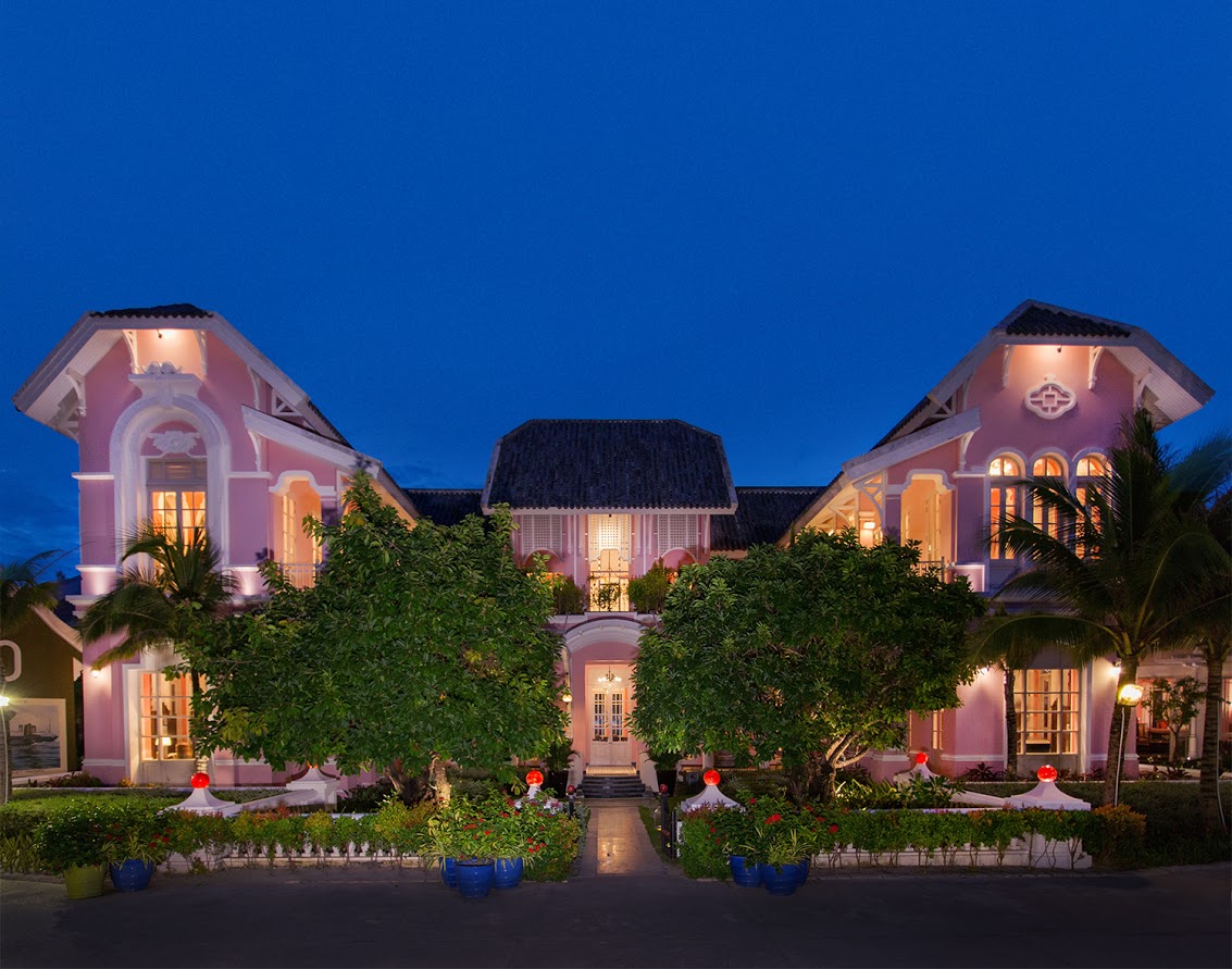 PINK PEARL AN ART DECO TREAT IN PHU QUOC