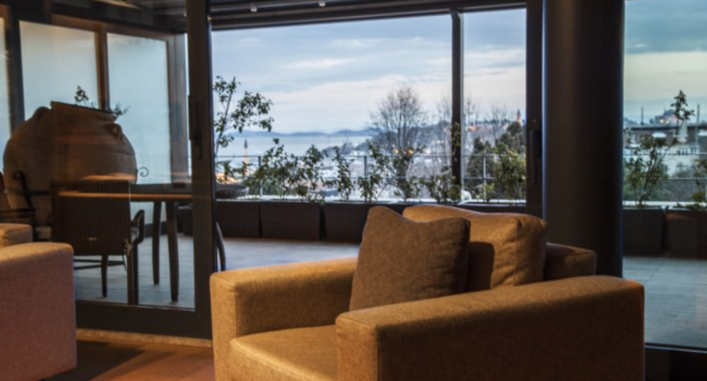 istanbul where tradition and modernism meet