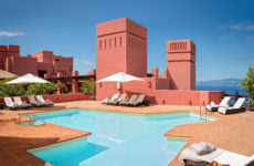 RITZ CARLTON: ABAMA STYLISH LUXURY IN TENERIFE