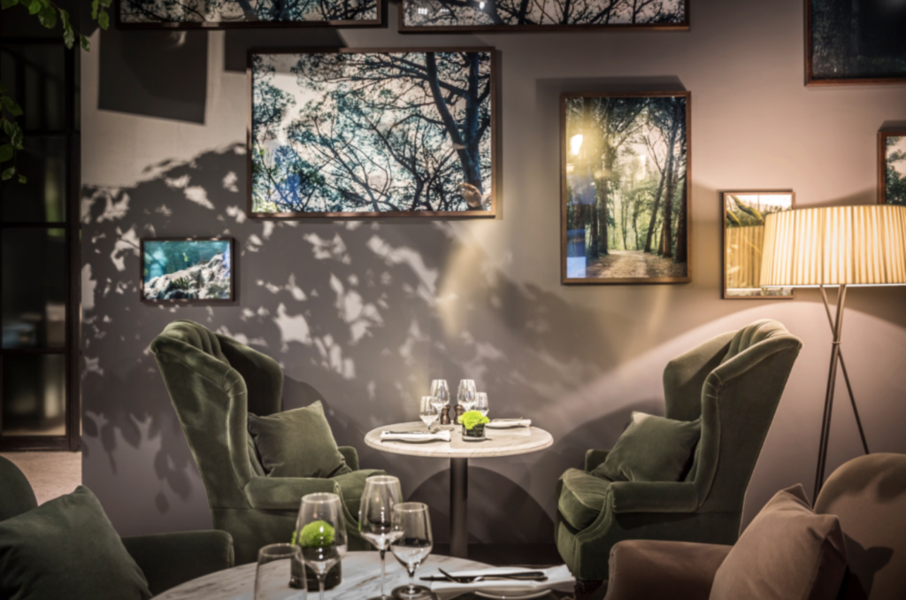 13 HOTELS WITH GREAT ART COLLECTIONS