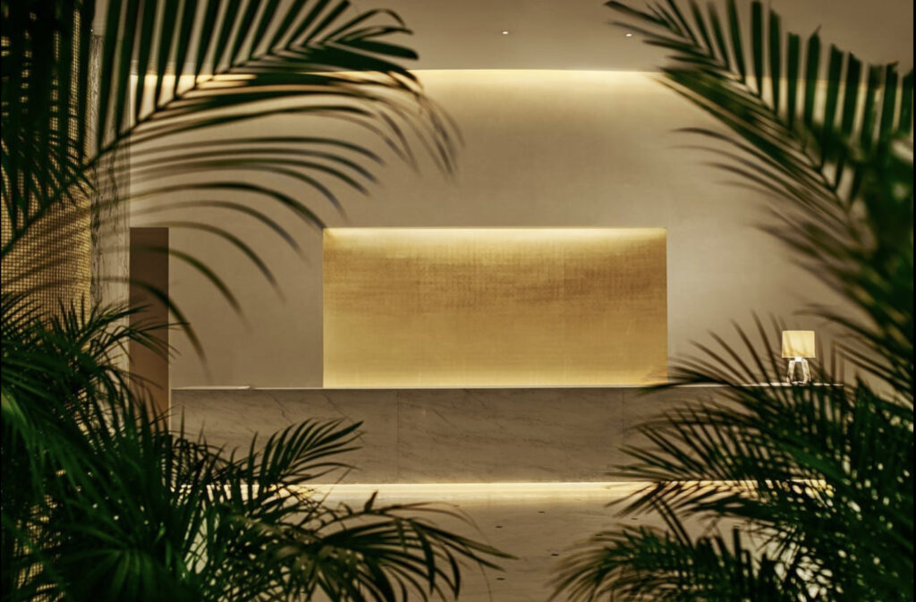 14 HOTELS WITH GREAT ART COLLECTIONS