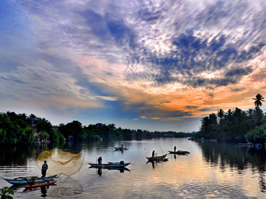 EXPLORING SRI LANKA: FROM CULTURE TO COASTLINE 