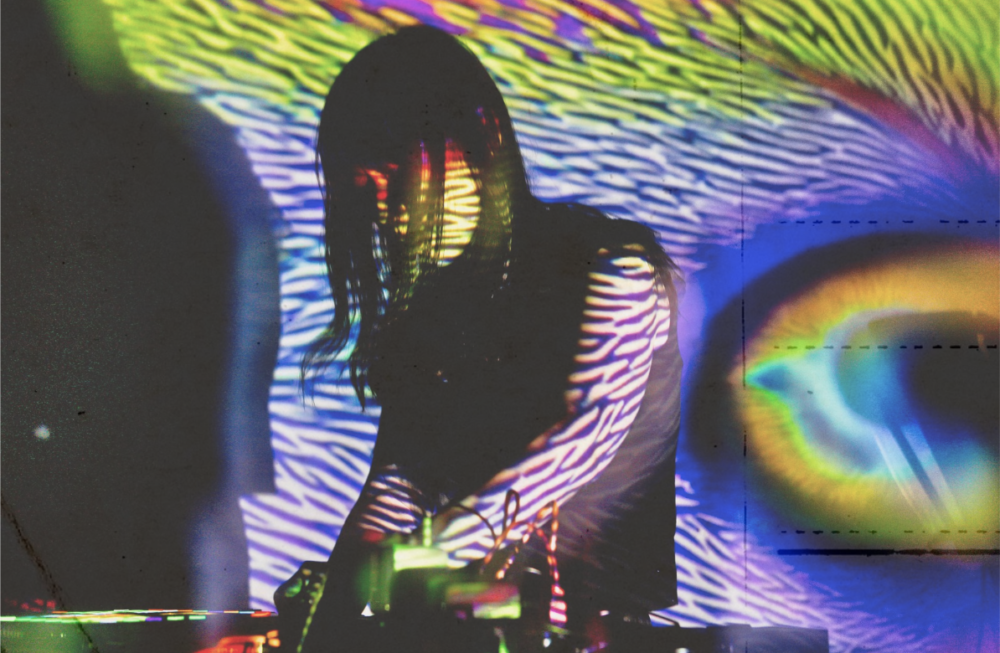 POSTCARDS FROM THE EDGE: AN-TING’S SONIC EXPLORATION OF NATURE AND URBANITY