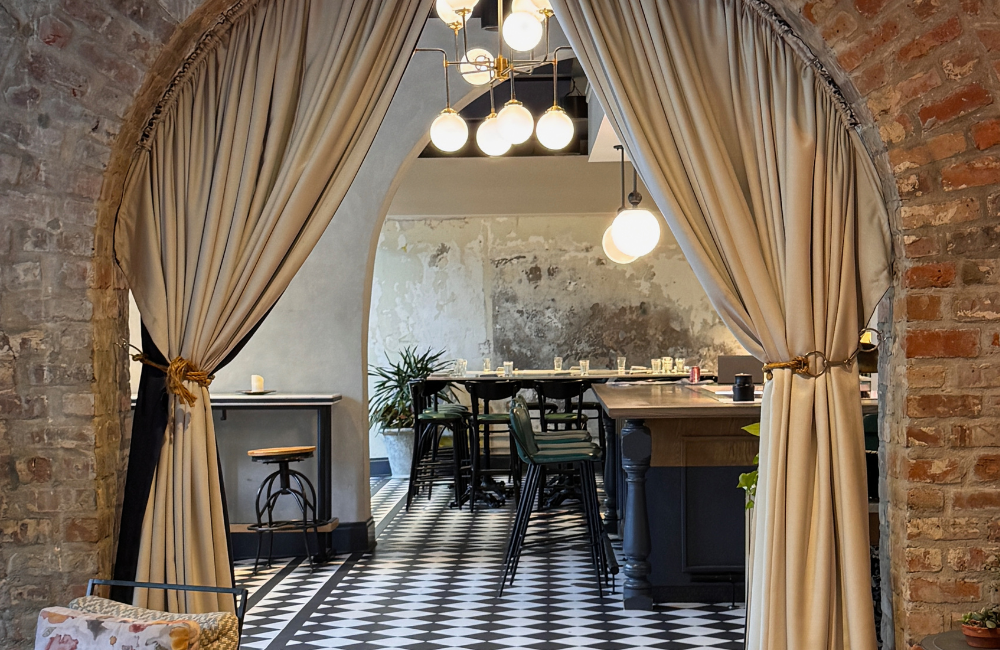 THE ELIZA JANE: WHERE STORIES SLEEP IN THE HEART OF NEW ORLEANS - Fused ...