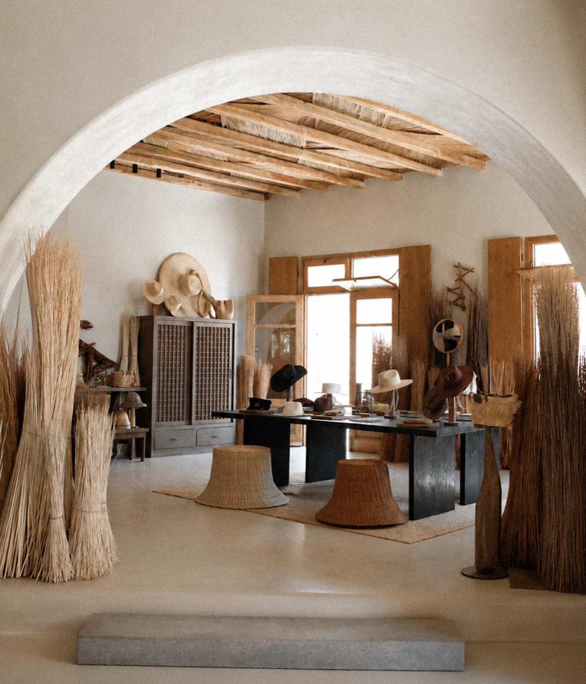 SCORPIOS MYKONOS IS REDEFINING THE HOLIDAY WARDROBE